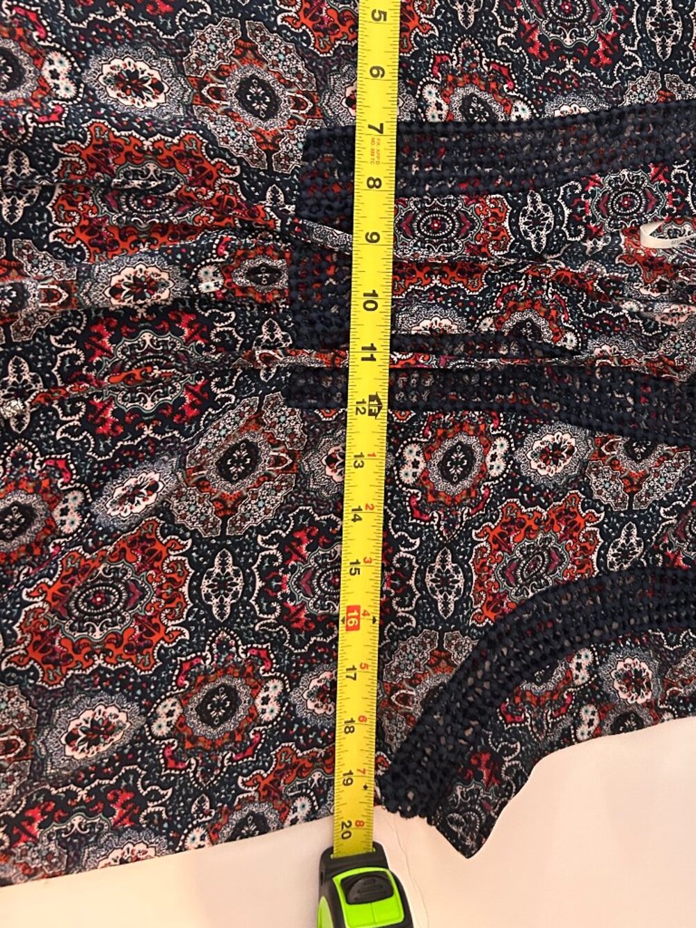 Daniel Rainn Boho Crochet Trim Paisley Blouse Medium Navy Red Tie Neck Top - Picture 10 of 11